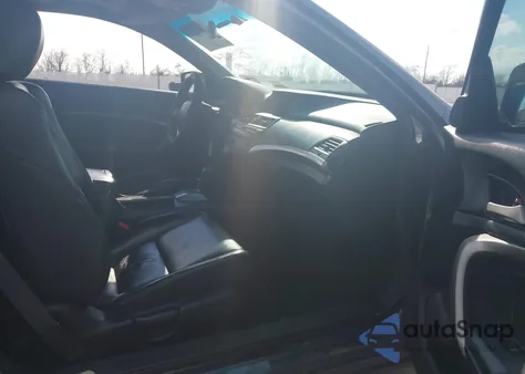 2009 Honda Accord 2.4 Ex-L from USA, damaged, VIN 1HGCS12879A002739